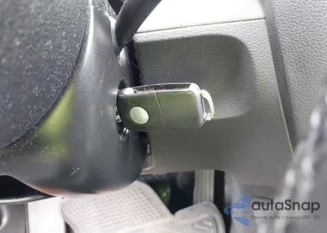 2008 Volkswagen Jetta Se/Sel z USA, uszkodzony, nr VIN 3VWRZ71K08M095770